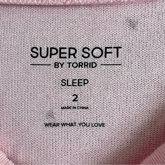 Torrid Super Soft Short Sleeve Lounge Sleep Tee with Heart Pattern Size 2 NWT - Picture 5 of 11